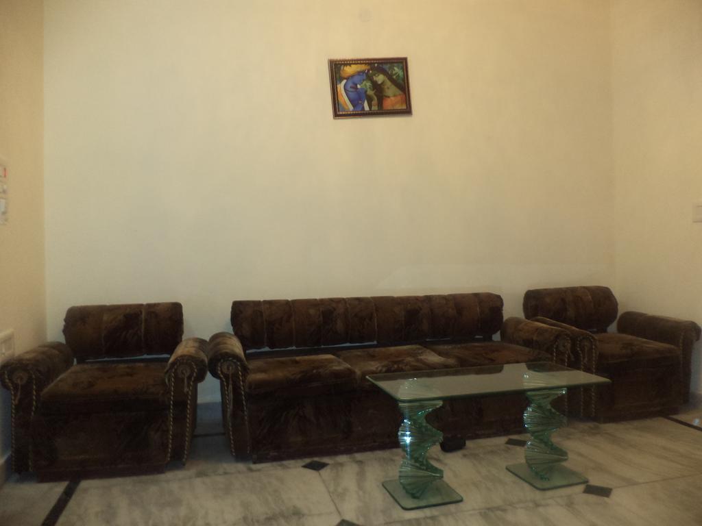Bed and Breakfast The Castle Neu-Delhi Exterior foto